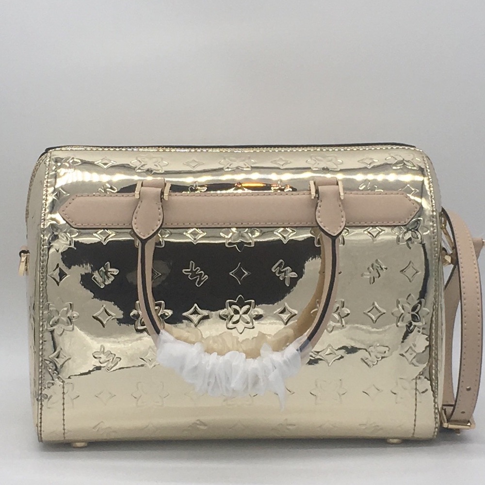 MICHAEL KORS KARA LG DUFFLE SATCHEL PALE GOLD - Picture 3 of 16